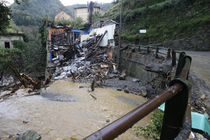 Ilustračný obrázok k článku Zosuv pôdy s tragickou bilanciou: Zahynulo najmenej 13 ľudí