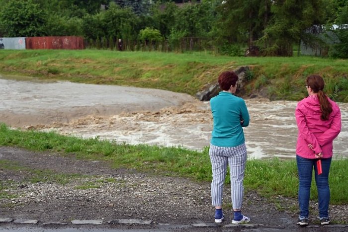 Ilustračný obrázok k článku Lejaky v našom okrese ešte nepovedali posledné slovo: Platia dve výstrahy II. stupňa!
