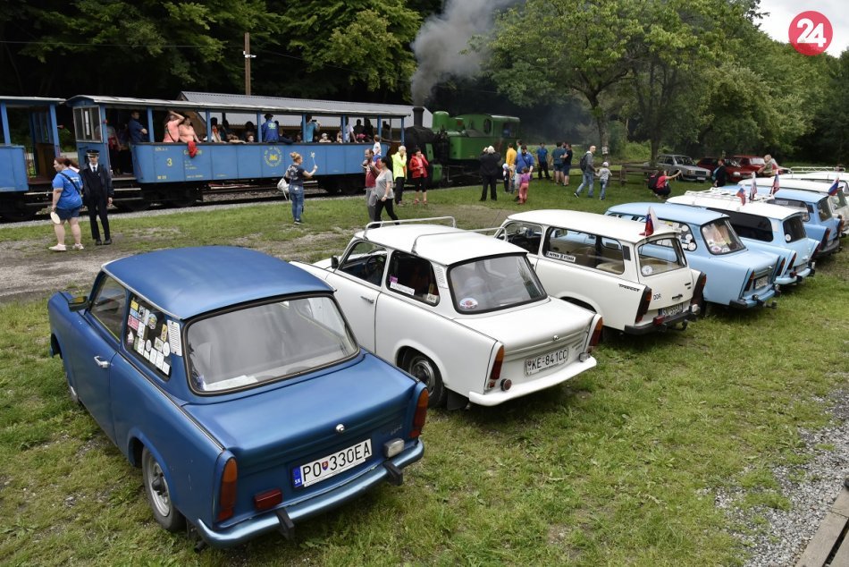 Ilustračný obrázok k článku Trabanty si dali zraz na Alpinke, FOTO