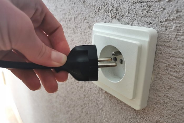 Ilustračný obrázok k článku Stovky domácností bez elektriny: Žilinské sídlisko aj neďalekú obec čaká odstávka