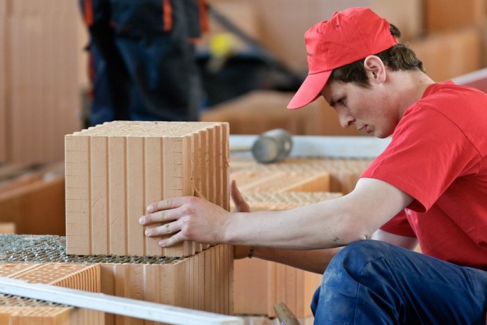 Ilustračný obrázok k článku Vyrásť majú v Trenčíne a v obci Chocholná-Velčice: Aký je zámer?