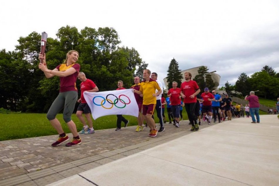 Ilustračný obrázok k článku OLYMPIJSKÝ deň prinesie veľký športový sviatok: Korčuliarsku dráhu v Bystrici UZAVRÚ