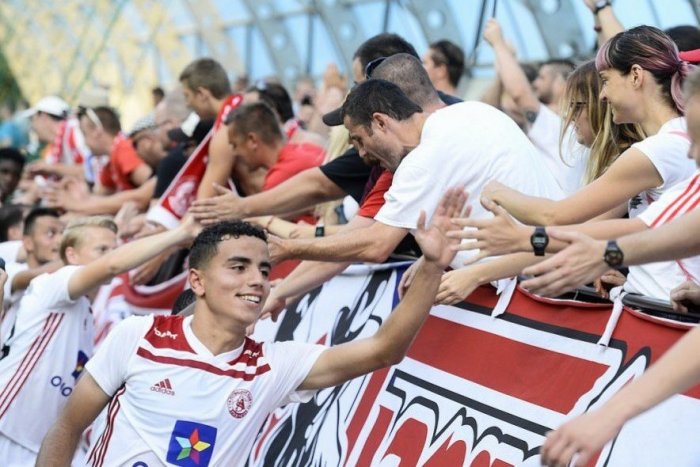 Ilustračný obrázok k článku Máte hlad po tipovaní, ale neviete s kým? S nami si vyberiete stávkovú kanceláriu podľa vášho gusta!