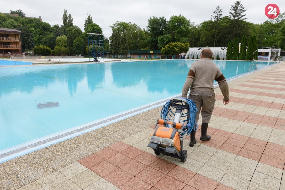 Ilustračný obrázok k článku Začiatok sezóny sa blíži: Na letnom kúpalisku finišujú prípravné práce