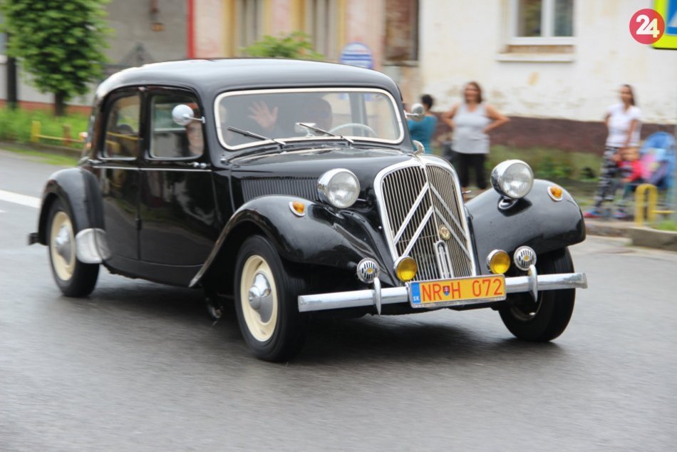 Ilustračný obrázok k článku TIP pre milovníkov krásnych áut: Neďaleko Nitry bude zraz veteránov