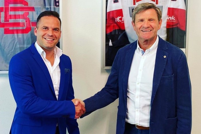 Ilustračný obrázok k článku Koučoval Košice aj Slovan! Prečo sa uznávaný český tréner rozhodol pre Capitals?