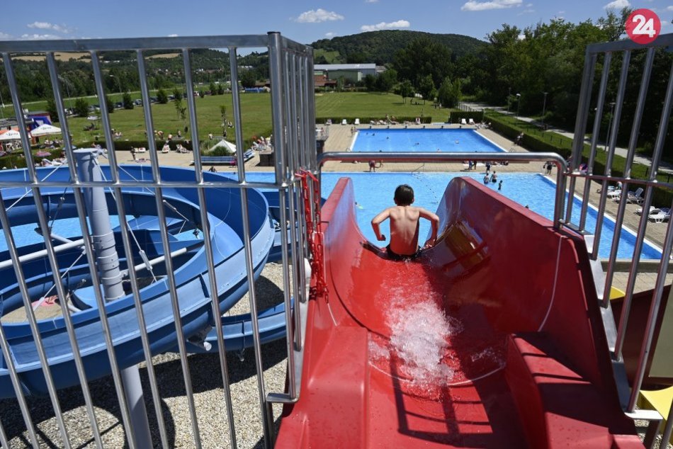 Ilustračný obrázok k článku K akvaparku pri Košiciach vedie ešte dlhá cesta: Geotermálny vrt zdržala pandémia