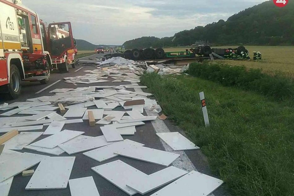 Ilustračný obrázok k článku Polícia upozorňuje na obmedzenie: Bude na mieste tragédie