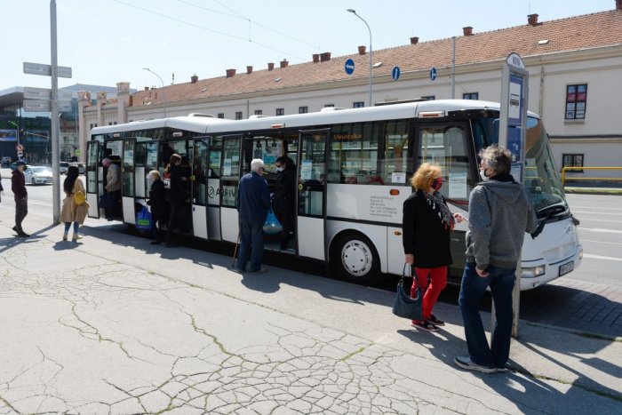Ilustračný obrázok k článku Arriva Nitra dostane nižší doplatok: Mestskí kontrolóri škrtli vyše 222-tisíc eur