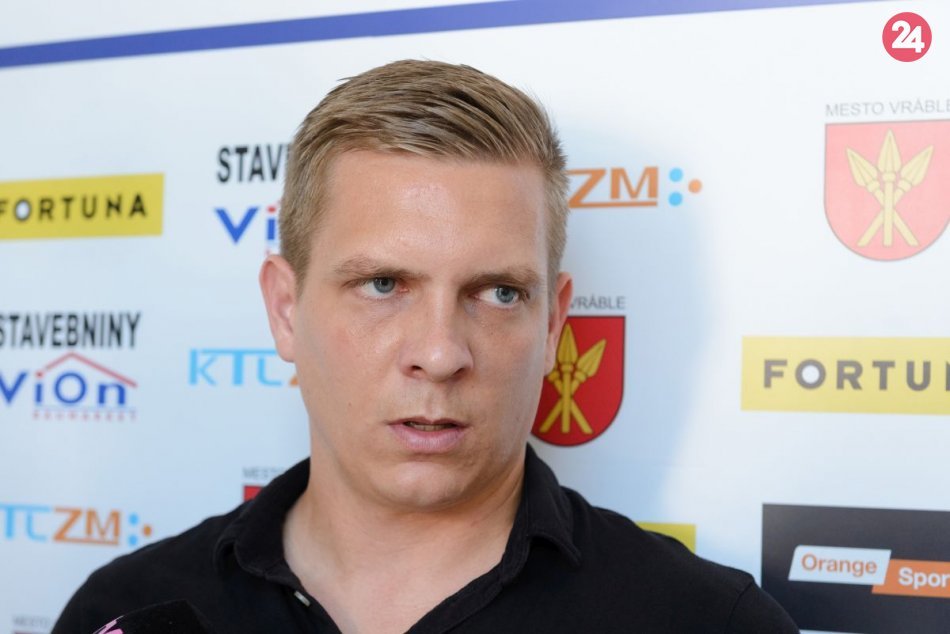 Ilustračný obrázok k článku Tréner Benkovský po remíze so Senicou: Rešpektujeme silu súpera, pracujeme ďalej!