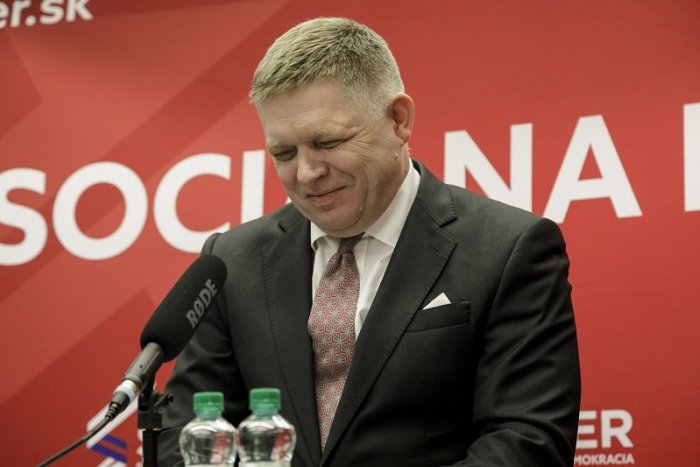 Ilustračný obrázok k článku Fico: Kičura nemá čo robiť za mrežami. A Sklenka iba ohovára za úplatky!