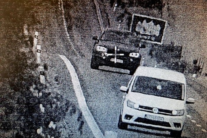 Ilustračný obrázok k článku Vodička BMW pri Lučenci riadne šliapla na plyn: Sila, v akom stave šoférovala