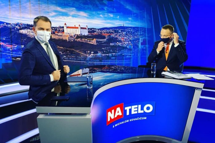 Ilustračný obrázok k článku Premiér sa opäť zastal Kollára. SaS a Za ľudí podľa neho "stiahnu chvost"