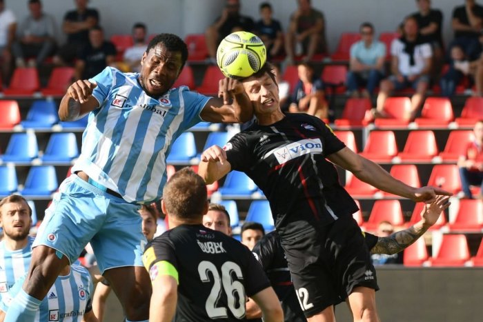 Ilustračný obrázok k článku Dobré správy z ViOn-u: Klub predĺžil zmluvy s dvojicou hráčov