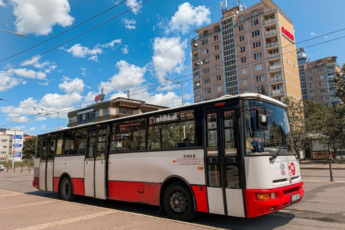 Ilustračný obrázok k článku Jazdíte bystrickou MHD? Nastanú ZMENY, ktorých liniek sa týkajú?