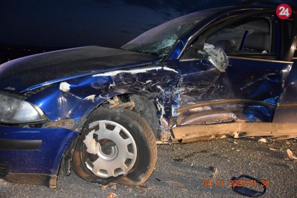 Ilustračný obrázok k článku Hrozivá nehoda na križovatke: Až 7 zranených, 1 z nich zomrel, FOTO