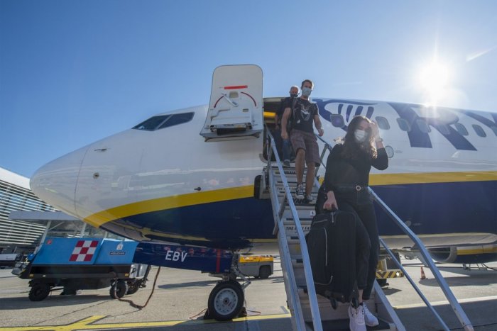 Ilustračný obrázok k článku Po takmer štyroch mesiacoch priletia do Bratislavy prví Slováci žijúci v Írsku