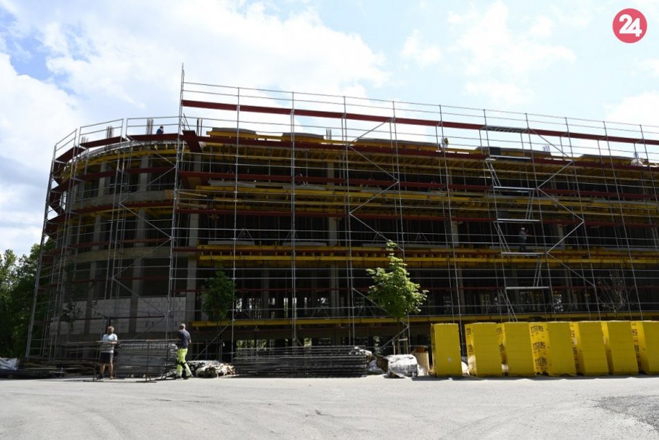 Ilustračný obrázok k článku Bojnice reagujú na masívnu výstavbu: Zaviesť chcú špeciálny poplatok