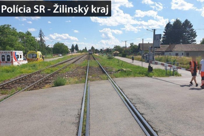 Ilustračný obrázok k článku Na priecestí v Martine vyhasol život malého dieťaťa: Polícia hľadá svedkov