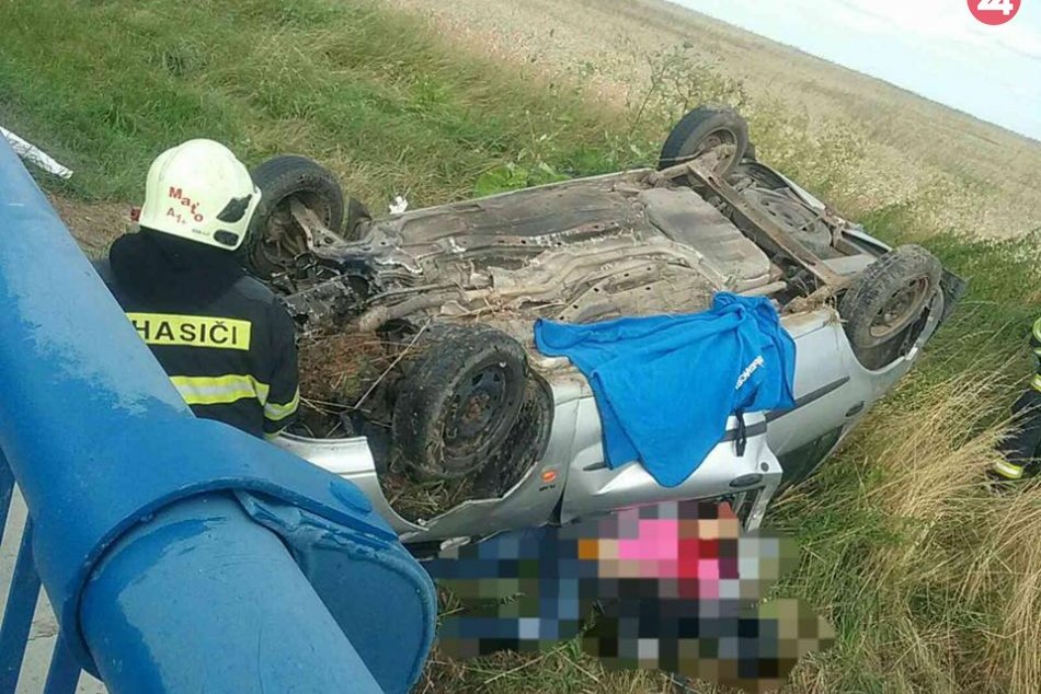 Ilustračný obrázok k článku Tragická nehoda na východe: Jeden človek neprežil, druhého ratovali leteckí záchranári