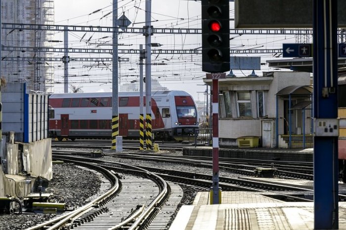 Ilustračný obrázok k článku ZSSK reaguje na extrémne počasie: Niektorým cestujúcim VRÁTI peniaze BEZ sankcie