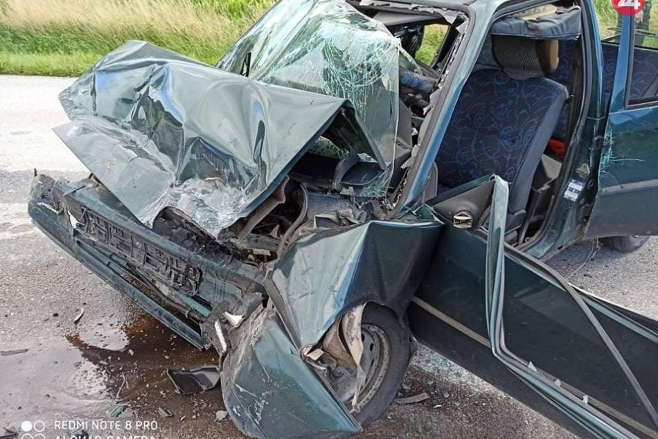 Ilustračný obrázok k článku AKTUALITA z bystrického sídliska: Došlo k ČELNEJ zrážke áut