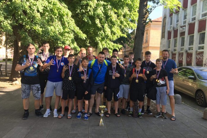 Ilustračný obrázok k článku Chalani, klobúk dole! Žiarčania majstrami Slovenska štvrtýkrát po sebe