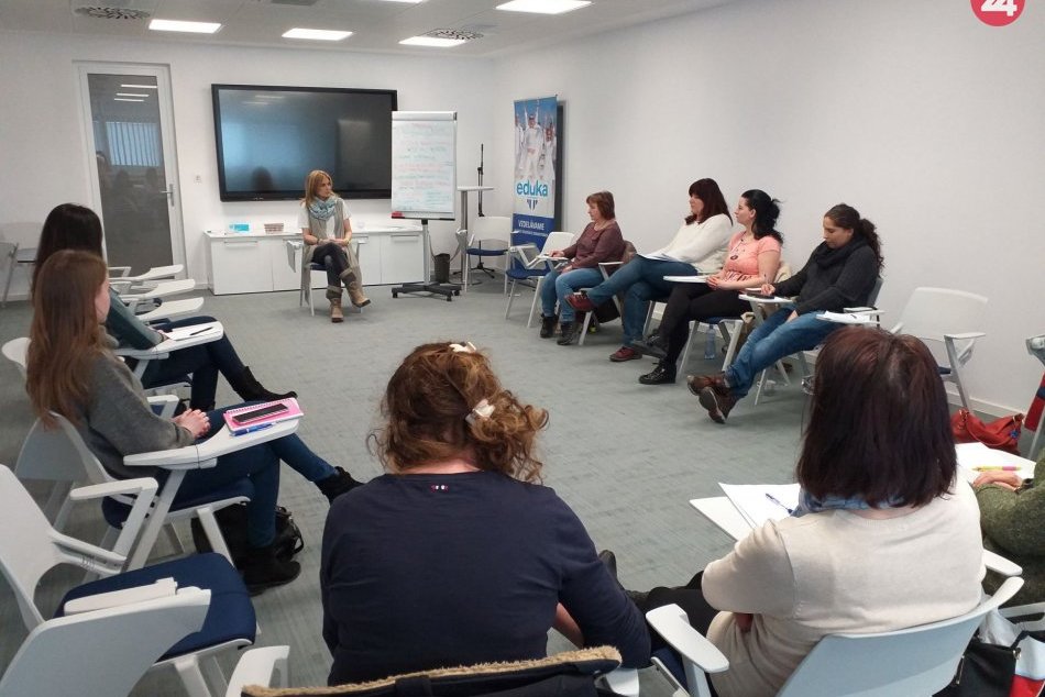 Ilustračný obrázok k článku Ako komunikovať s pacientmi? V bystrickej nemocnici sa školili stovky zdravotníkov