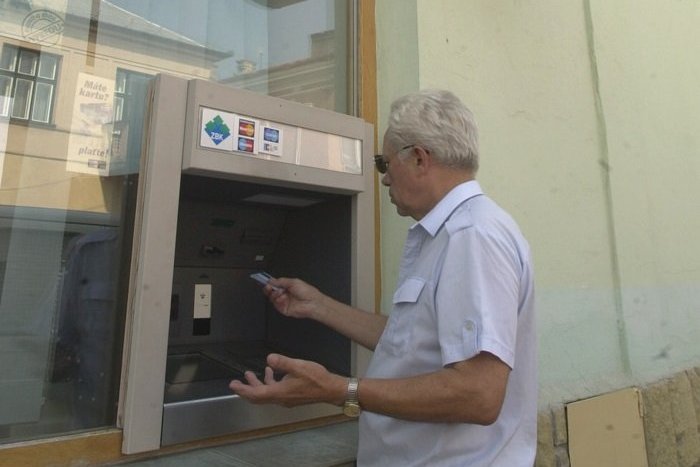 Ilustračný obrázok k článku Banky budú opatrnejšie pri poskytovaní úverov. Čo pripravujú na jeseň?