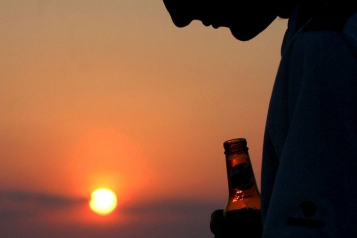 Ilustračný obrázok k článku Malorka rázne zakročí proti alkoholovým výstrelkom turistov