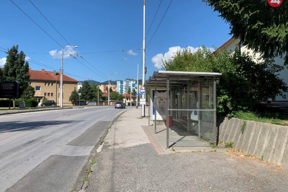 Ilustračný obrázok k článku Cestujete bystrickou MHD? Obnovy sa dočká 9 frekventovaných zastávok