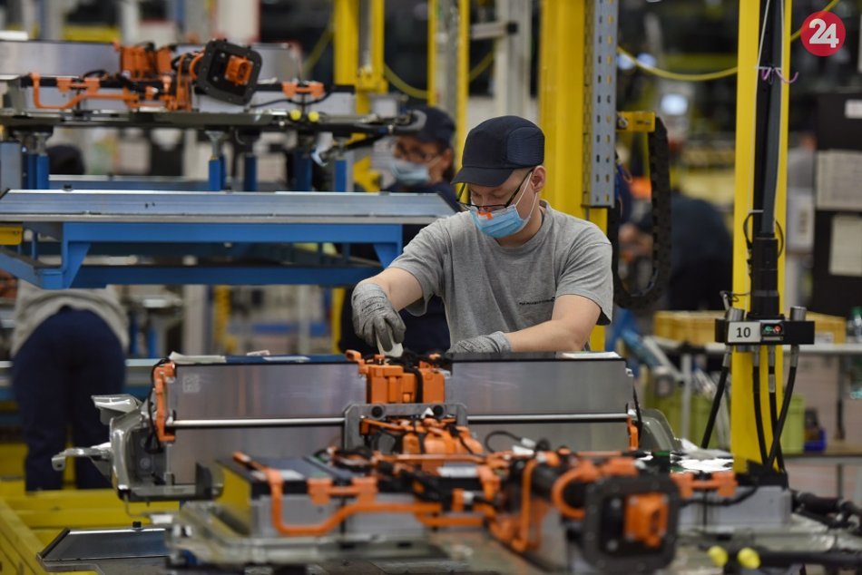 Ilustračný obrázok k článku Hrozí zatvorenie trnavskej automobilky? Vedenie zastrašuje zamestnancov!