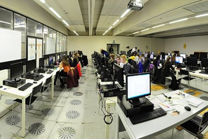 Ilustračný obrázok k článku MatFyz boduje! Je top prírodnou fakultou u nás