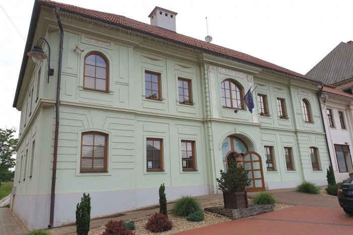 Ilustračný obrázok k článku V Jelšave nelenili ani počas koronakrízy: Na čom pracovali v múzeu?