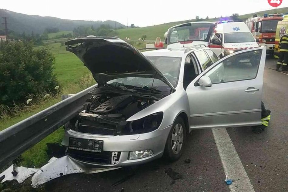 Ilustračný obrázok k článku Bilancia zrážky 3 áut pri Brusne: 4 zranení, jedného vyslobodzovali, FOTO