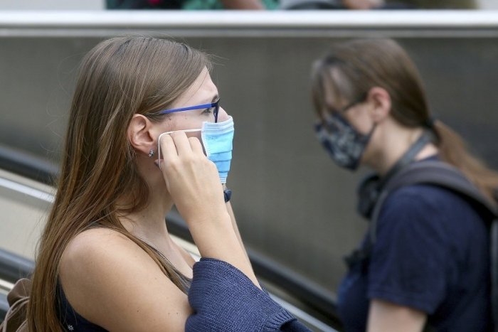 Ilustračný obrázok k článku Slovensko hlási nové prípady koronavírusu: Pribudli aj v okrese Banská Štiavnica