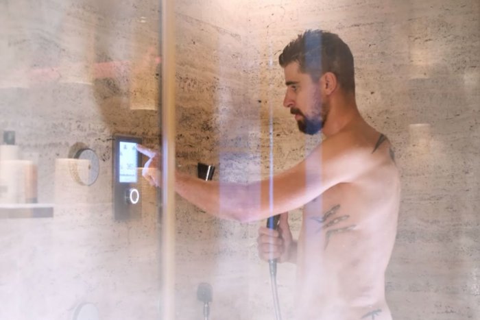 Ilustračný obrázok k článku Sagan sa vyfešákoval za tenoristu: Ale predtým ukázal tetovania v SPRCHE! VIDEO