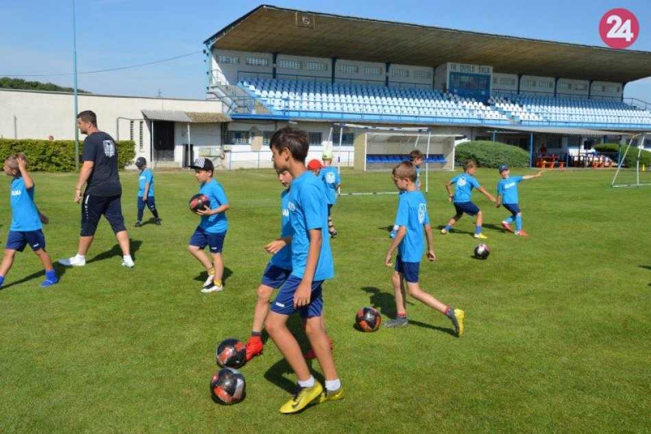 Ilustračný obrázok k článku Nové kamarátstva a poriadna zábava: Denný futbalový tábor zožal úspech, FOTO