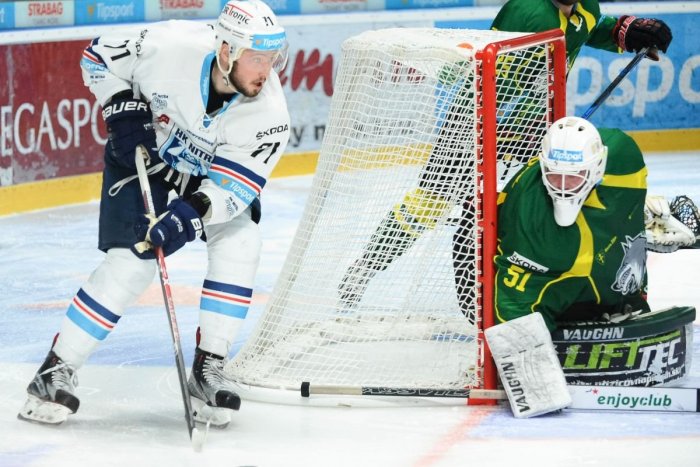 Ilustračný obrázok k článku Nitra v novej sezóne s Pätoprstým a Tvrdoňom: Kováčik aj o Bučekovi