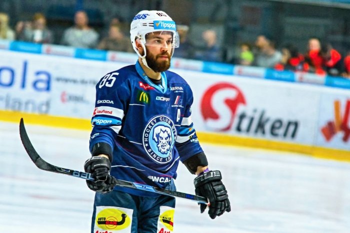 Ilustračný obrázok k článku Nitra ohlásila ďalší návrat: Jej dres bude opäť obliekať Marek Slovák