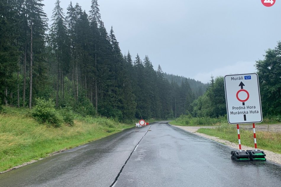 Ilustračný obrázok k článku Cestu na Muráni opäť otvoria: Zmeny sa dotknú aj cestujúcich autobusmi