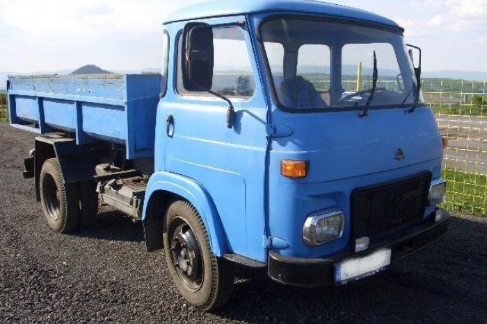 Ilustračný obrázok k článku Koniec československej legendy: Avia prežila kadečo, emisie i korona ju skolili