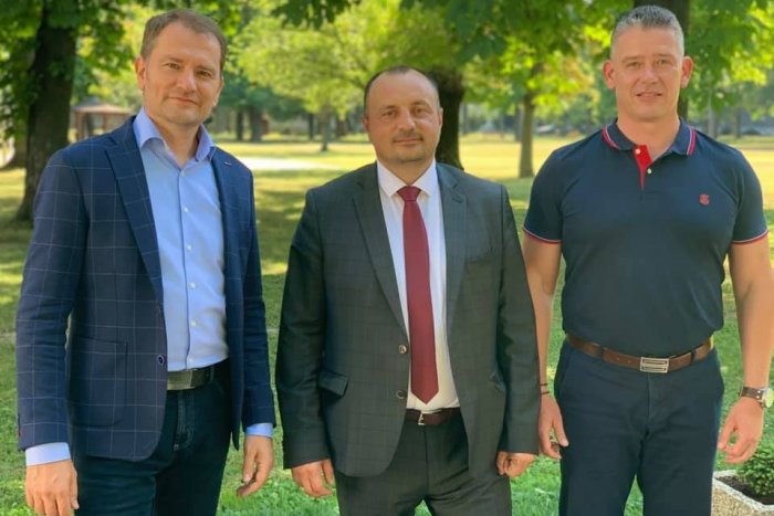 Ilustračný obrázok k článku Kyselica končí na poste štátneho tajomníka: HRDINA odchádza, smúti Matovič