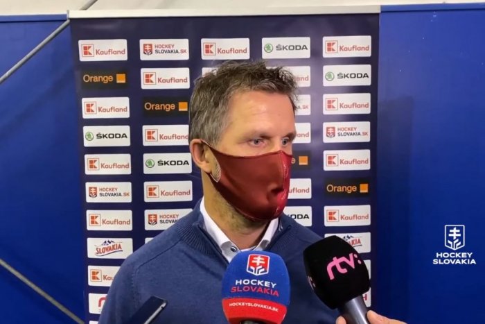 Ilustračný obrázok k článku Traja českí hokejisti majú koronavírus: Slovenskí novinári a celá SR 20 ide do karantény!