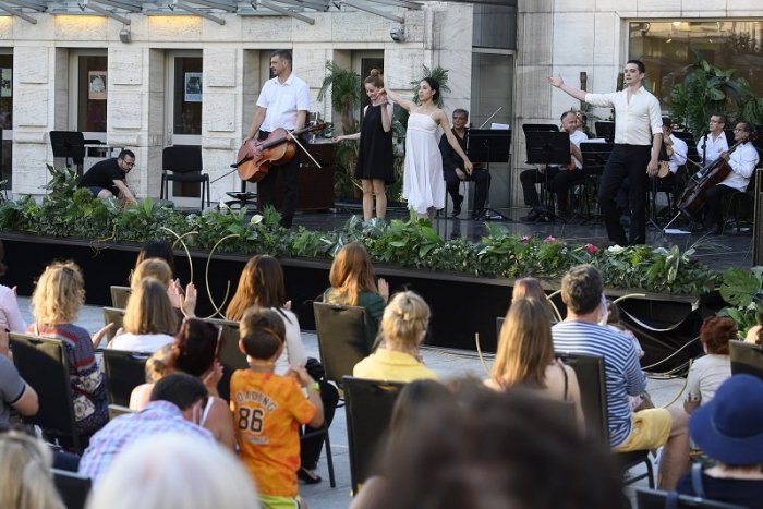 Ilustračný obrázok k článku Nad SND v novej sezóne visia otázniky. Napriek tomu plánuje viacero zaujímavých premiér