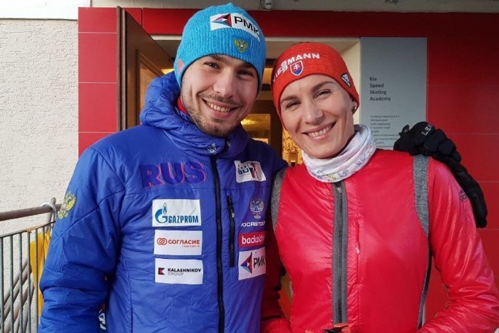 Ilustračný obrázok k článku Koronavírus už úraduje aj u Kuzminovej: Všetci členovia rodiny majú pozitívne testy! FOTO