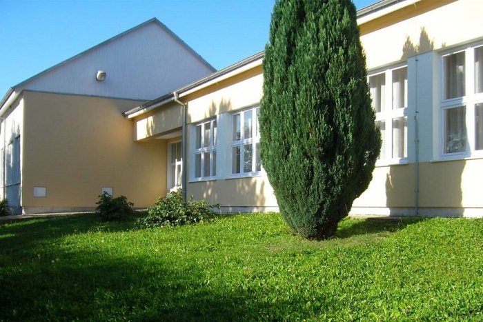 Ilustračný obrázok k článku Veľké šetrenie! Trnavská župa zruší až desať stredných škôl