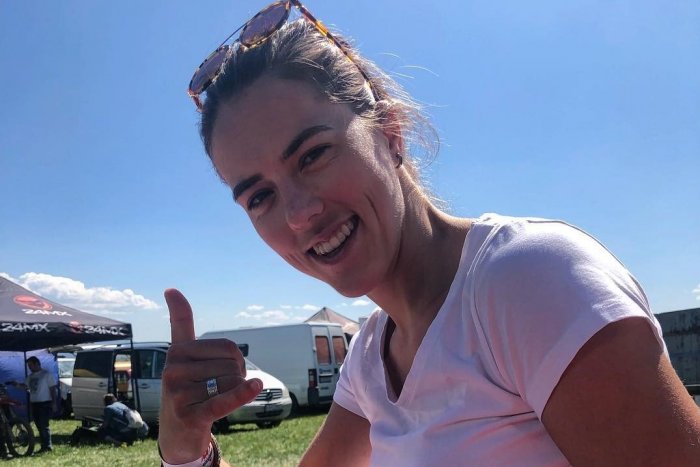 Ilustračný obrázok k článku Vlhová, ako ste ju ešte nevideli: S úsmevom ovládala bager! FOTO