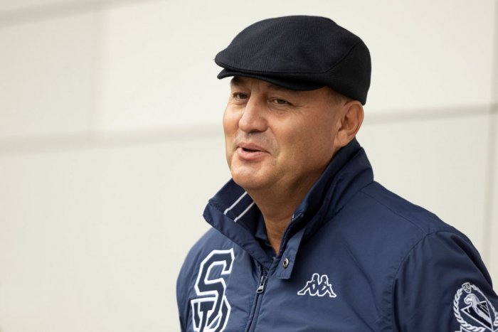 Ilustračný obrázok k článku Staronový šéf Slovana už úraduje: BEZ SERVÍTKY povedal, prečo nechce najväčšiu hviezdu ligy!