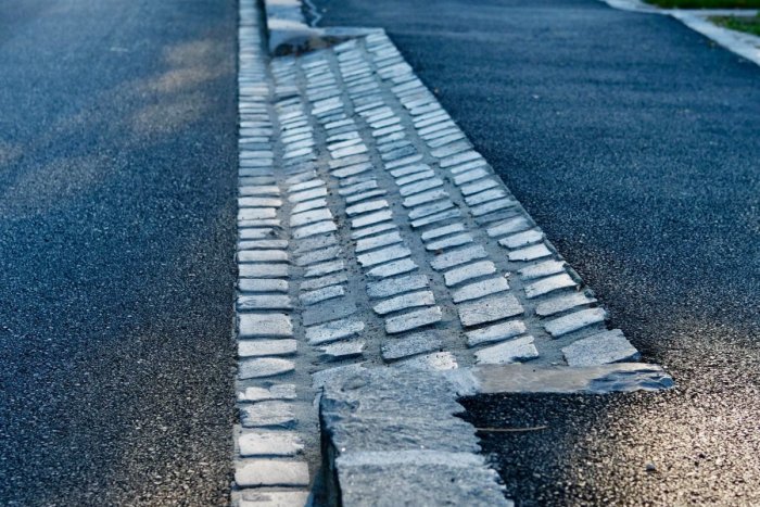 Ilustračný obrázok k článku Obchádzky aj zmeny v MHD: Začala sa oprava cesty na Palisádach